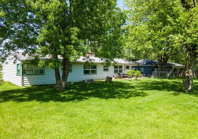 4th image of 1202 N Sheridan Rd, Marion, IN 46952 | MLS# 202609203