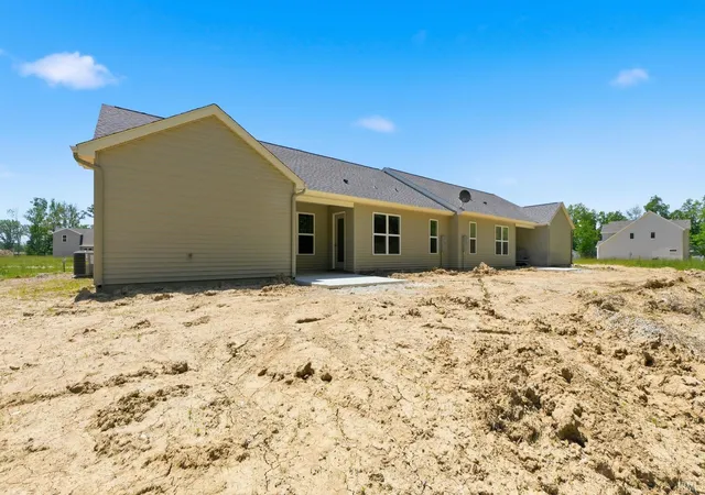 Homes for sale in Columbia City, IN | 1403 E Boulder Run, Columbia City, IN 46725 | MLS# 202609301