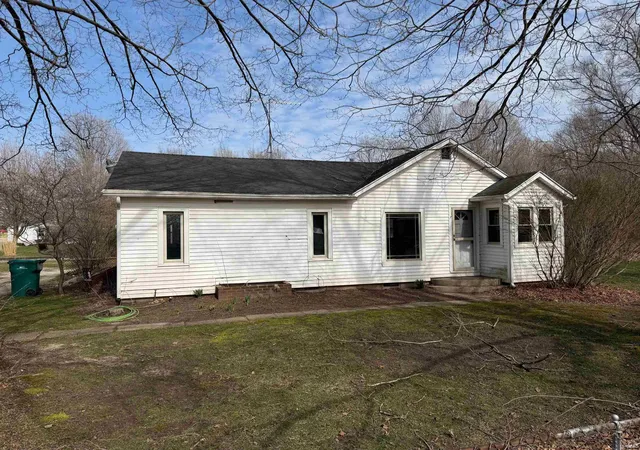 Homes for sale in Plymouth, IN | 17798 Main St, Plymouth, IN 46563 | MLS# 202609419