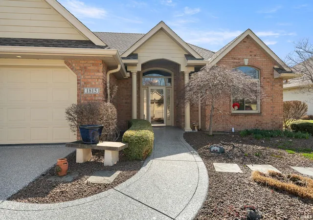 2nd image of 1815 Bent Tree Ct, Auburn, IN 46706 | MLS# 202609607