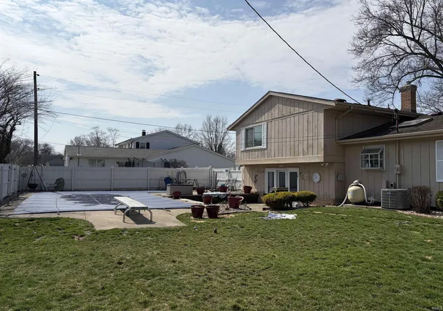 4th image of 1834 Crabtree Ln, Elkhart, IN 46514 | MLS# 202609664