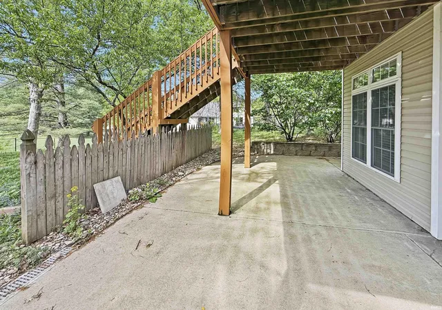 Photo 4 of Manufactured home for sale at 3201 E Kristen Ct, Bloomington, IN 47401 | MLS# 202609837 | Listing updated on 2026-09-23
