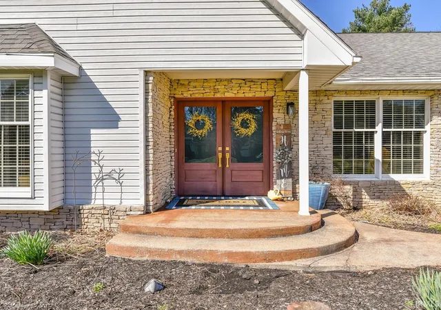 2nd image of 3920 S Deerfield Dr, Bloomington, IN 47401 | MLS# 202609886