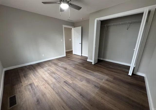 Photo 3 of Manufactured home for sale at 450 Trinton Cir, Bedford, IN 47421 | MLS# 202609953 | Listing updated on 2026-09-02