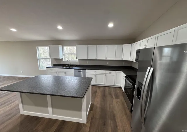 Photo 4 of Manufactured home for sale at 450 Trinton Cir, Bedford, IN 47421 | MLS# 202609953 | Listing updated on 2026-09-02