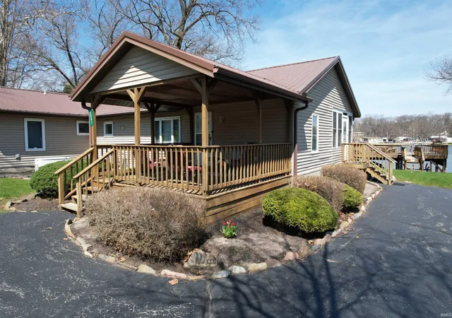 Homes for sale in Monticello, IN | 3981 E Parses Rd, Monticello, IN 47960 | MLS# 202609972