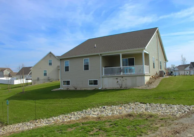Photo 3 of Sale Pending at 1110 Chestnut Cir, Plymouth, IN 46563 | MLS# 202610019 | Listing updated on 2026-08-01