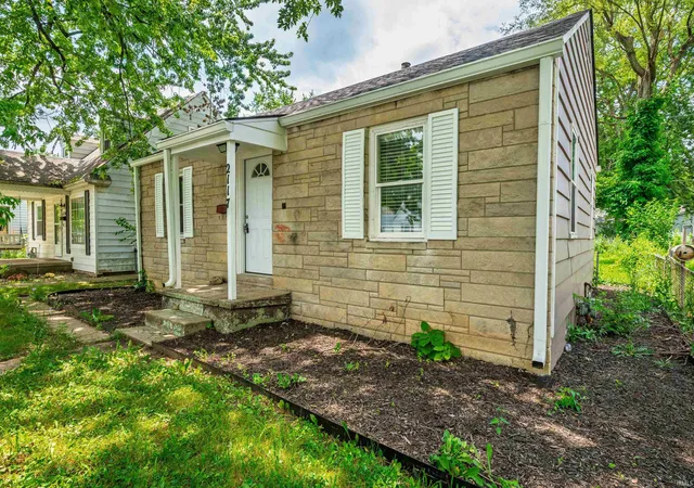 Photo 30 of Manufactured home for sale at 2117 S Beacon St, Muncie, IN 47302 | MLS# 202610285 | Listing updated on 2026-07-29