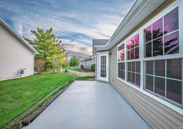 Photo 3 of Sale Pending at 2805 W Preserve Ln, Muncie, IN 47304 | MLS# 202610288 | Listing updated on 2026-05-04