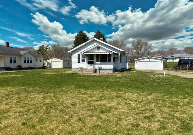 1st image of 234 Ringwood Wy, Anderson, IN 46013 | MLS# 202610322