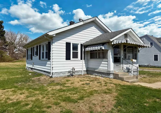 Photo 3 of Sale Pending at 234 Ringwood Way, Anderson, IN 46013 | MLS# 202610322 | Listing updated on 2026-08-22