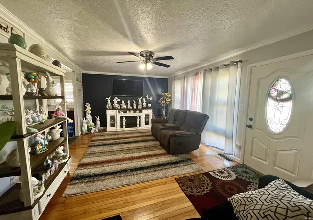 4th image of 2515 Alois Ct, Jasper, IN 47546 | MLS# 202610517