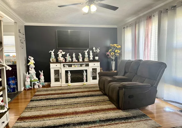 5th image of 2515 Alois Ct, Jasper, IN 47546 | MLS# 202610517