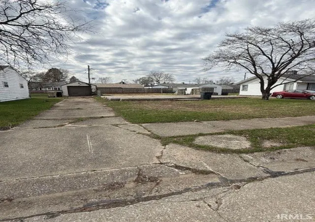Photo 1 of Land for sale at 3621 Whitcomb Ave, South Bend, IN 46614 | MLS# 202610566 | Listing updated on 2026-09-11