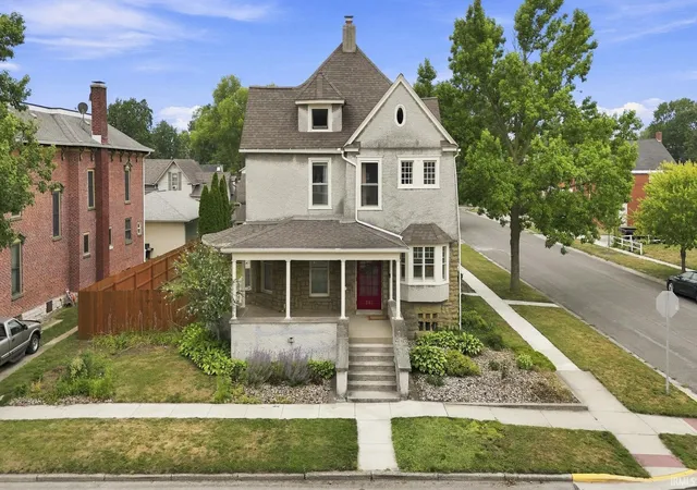 Photo 2 of Sale Pending at 307 N Van Buren St, Auburn, IN 46706 | MLS# 202610703 | Listing updated on 2026-08-27