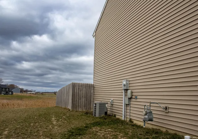 21st image of 1904 Waynedale Dr, Garrett, IN 46738 | MLS# 202610783