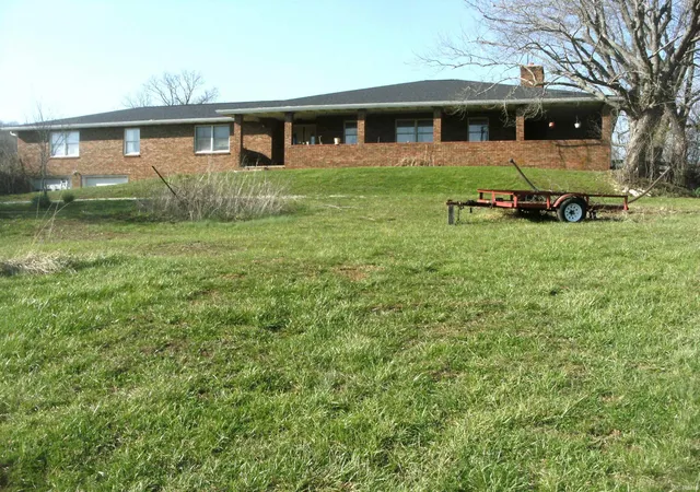Photo 2 of Manufactured home for sale at 7588 N Bottom Rd, Ellettsville, IN 47429 | MLS# 202610847 | Listing updated on 2026-09-14