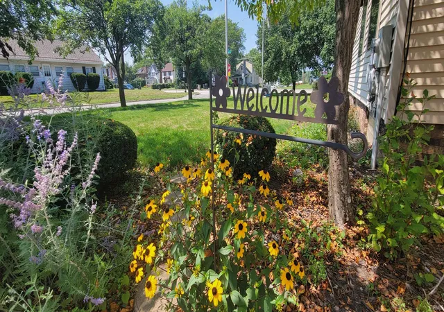2nd image of 3030 S Michigan St, South Bend, IN 46614 | MLS# 202610860