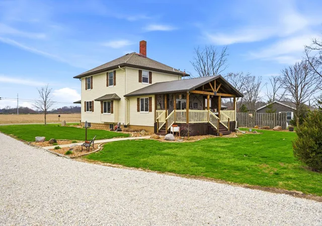 Homes for sale in Daleville, IN | 10060 W County Road 400 S, Daleville, IN 47334 | MLS# 202610924