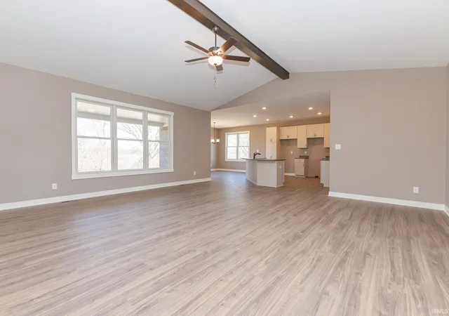 5th image of 21 Fountain Dr, Covington, IN 47932 | MLS# 202611015