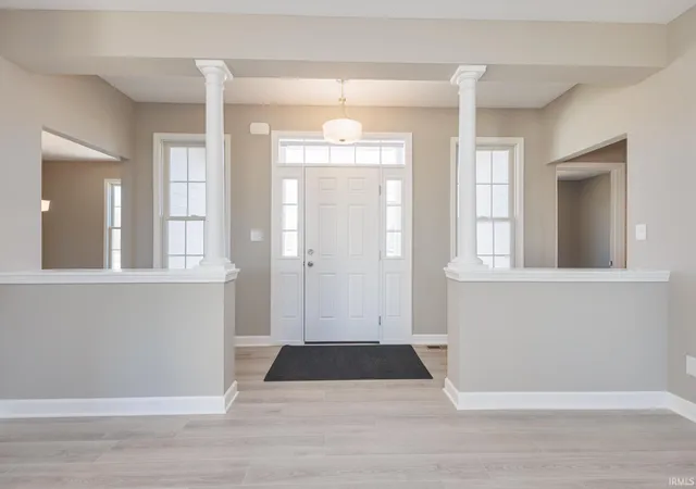 5th image of 26 Fountain Dr, Covington, IN 47932 | MLS# 202611024
