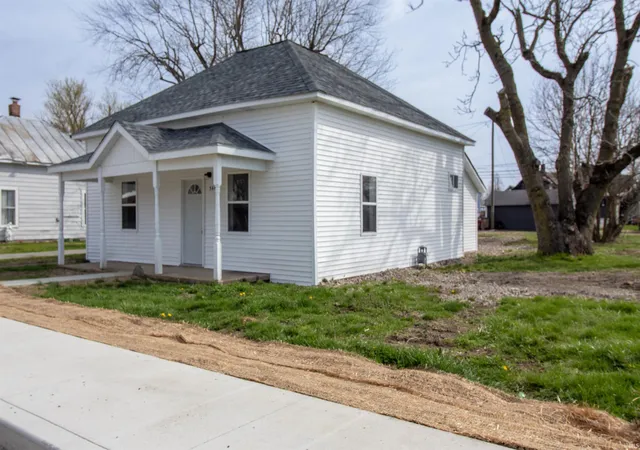 2nd image of 544 N Meridian St, Winchester, IN 47394 | MLS# 202611172