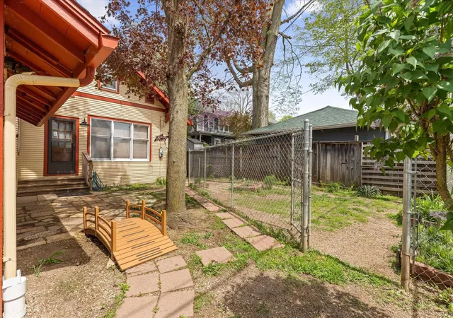31st image of 212 Marquette Ave, South Bend, IN 46617 | MLS# 202611224