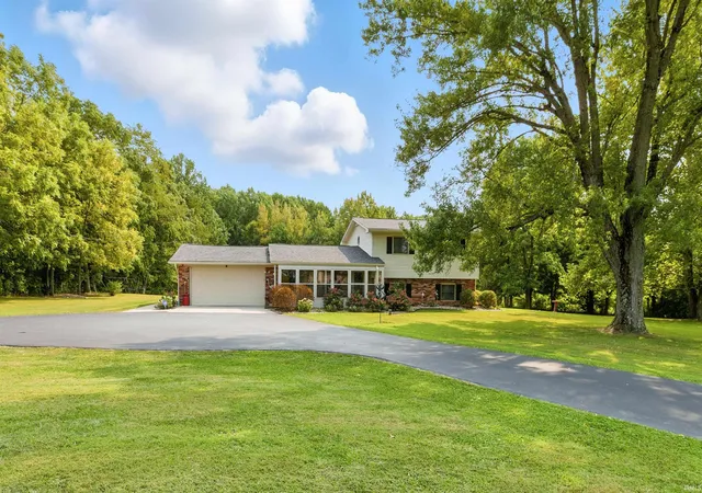 1st image of 4405 In 44 Rd, Martinsville, IN 46151 | MLS# 202611250
