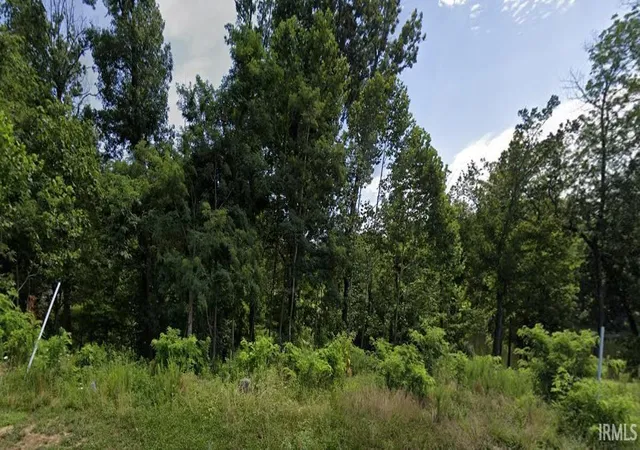 2nd image of 704 Lydia Ct, Evansville, IN 47712 | MLS# 202611284