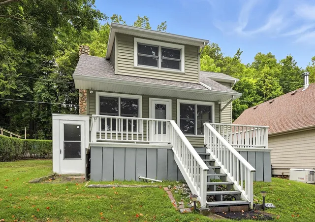 Homes for sale in Columbia City, IN | 1700 E Linker Rd, Columbia City, IN 46725 | MLS# 202611317