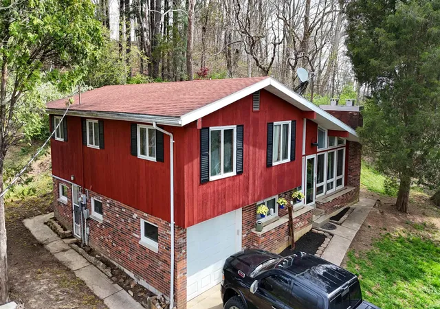 2nd image of 12680 Onyx St, Branchville, IN 47514 | MLS# 202611358