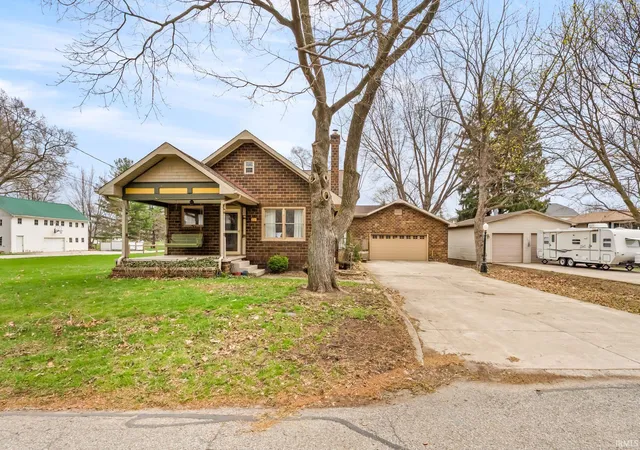 3rd image of 201 S River Rd, North Manchester, IN 46962 | MLS# 202611370