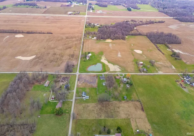 Homes for sale in New Castle, IN | 1076 E County Road 650, New Castle, IN 47362 | MLS# 202611411