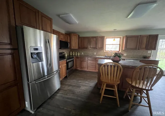 Photo 3 of Sale Pending at 4740 E 600 South Rd, Gas City, IN 46933 | MLS# 202611415 | Listing updated on 2026-09-24