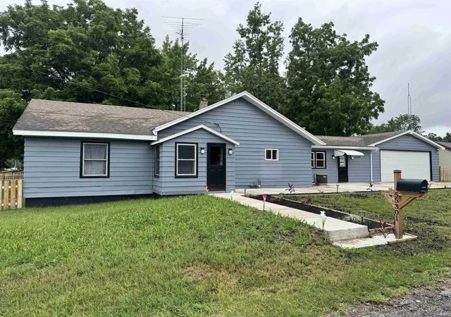 Photo 2 of Manufactured home for sale at 55301 Fairview Ave, South Bend, IN 46628 | MLS# 202611503 | Listing updated on 2026-09-28