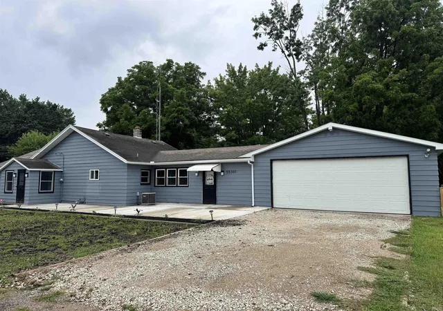 Photo 3 of Manufactured home for sale at 55301 Fairview Ave, South Bend, IN 46628 | MLS# 202611503 | Listing updated on 2026-09-28