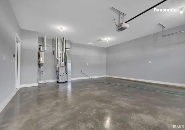 24th image of 300 W Rockaway Ct, Bloomington, IN 47403 | MLS# 202611505