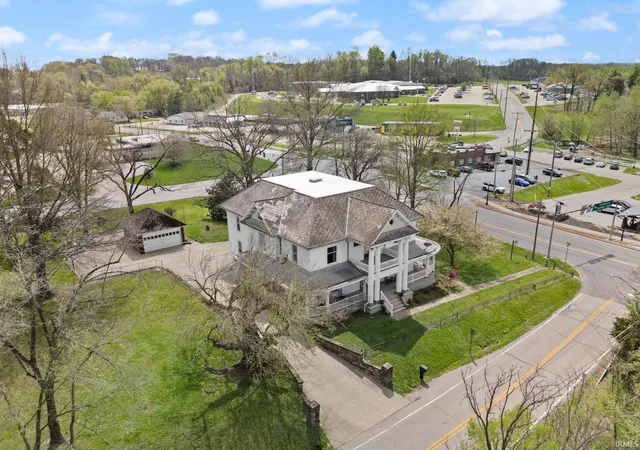 Photo 4 of Manufactured home for sale at 410 Riverside Dr, Jasper, IN 47546 | MLS# 202611520 | Listing updated on 2026-04-08