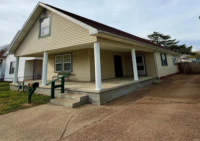 Homes for sale in Evansville, IN | 644 E Maryland St, Evansville, IN 47711 | MLS# 202611544