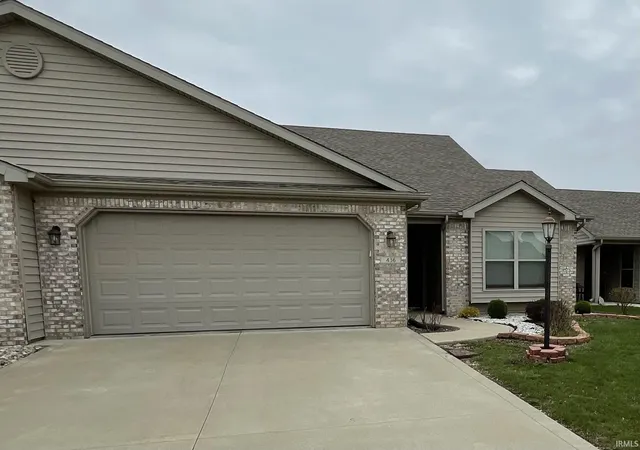 Homes for sale in Huntington, IN | 436 Kings Cross Xing, Huntington, IN 46750 | MLS# 202611567