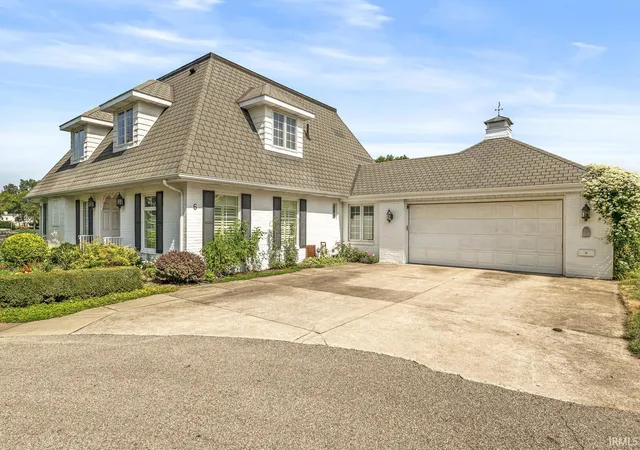 3rd image of 6 Clarendon Dr, Elkhart, IN 46516 | MLS# 202611582