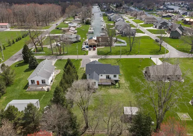 31st image of 24785 N Shore Dr, Elkhart, IN 46514 | MLS# 202611602