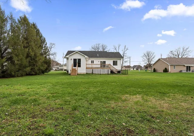 4th image of 24785 N Shore Dr, Elkhart, IN 46514 | MLS# 202611602