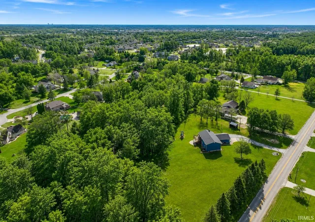 3rd image of 5706 Popp Rd, Fort Wayne, IN 46845 | MLS# 202611612