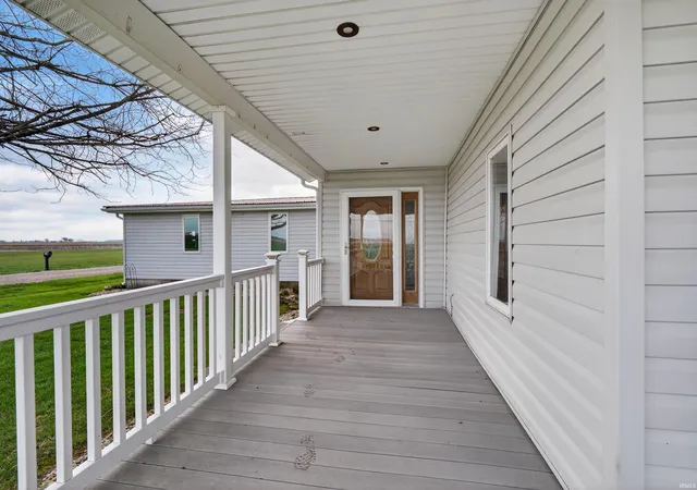 Homes for sale in Bluffton, IN | 3679 S Hoosier Hwy Xing, Bluffton, IN 46714 | MLS# 202611681