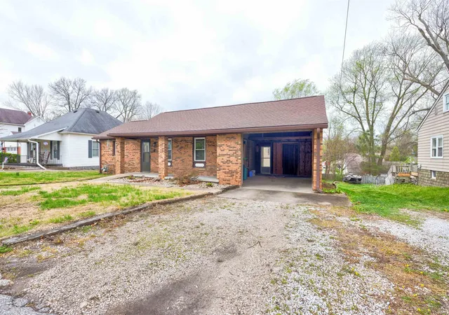 Photo 3 of Manufactured home for sale at 703 NW 1st Street, Washington, IN 47501 | MLS# 202611704 | Listing updated on 2026-09-24