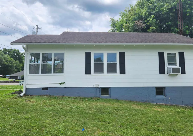 Homes for sale in Paoli, IN | 931 S Paoli Unionville Rd, Paoli, IN 47454 | MLS# 202611814