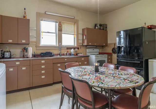 Photo 3 of Manufactured home for sale at 4858 S Rogers St, Bloomington, IN 47403 | MLS# 202611992 | Listing updated on 2026-06-04