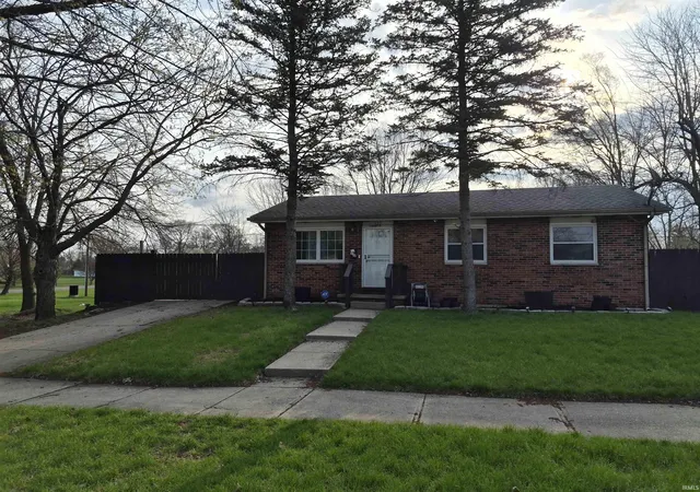 1st image of 122 N Liberty St, South Bend, IN 46619 | MLS# 202612112