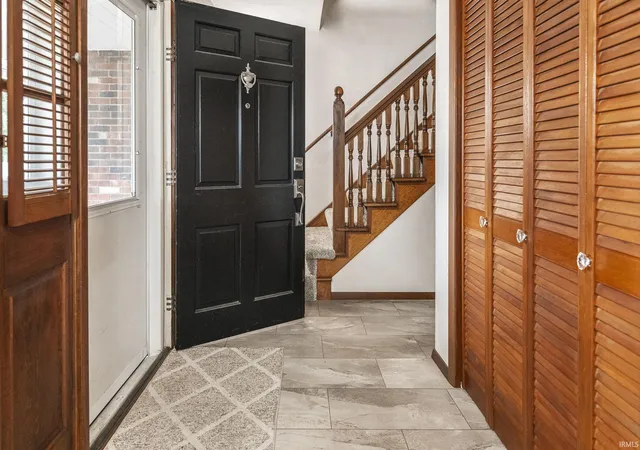 Photo 3 of Manufactured home for sale at 211 S Spriggs Ct, Bloomington, IN 47403 | MLS# 202612148 | Listing updated on 2026-07-23